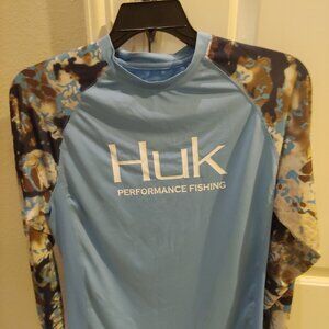 Huk Shirt Mens small Blue Camo Lightweight Fish Performance Outdoors